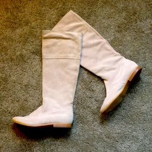 Boots !EVERYTHING IS 5 FOR $10!